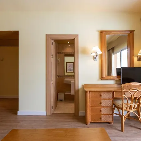 Ona Palmira Paradise Hotel