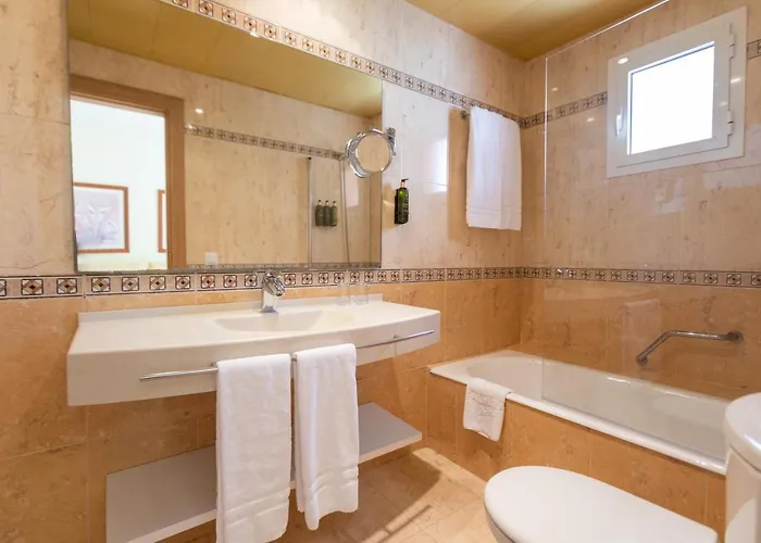 Ona Palmira Paradise 4* Peguera