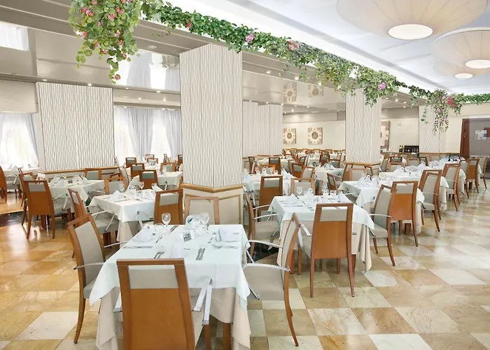 Ona Palmira Paradise 4*