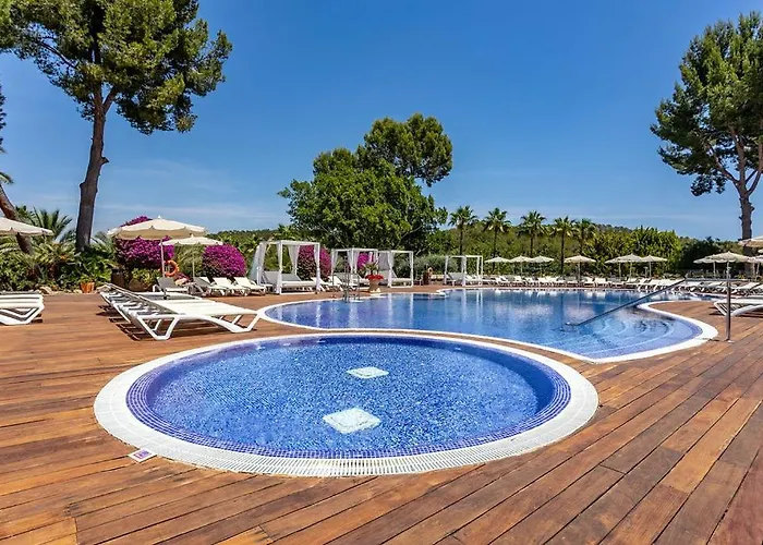 Ona Palmira Paradise 4* פגוארה